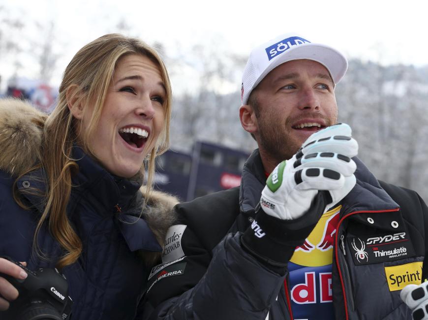 Diese Nachricht hat Millionen Menschen am Montag berührt: Ex-Ski-Star Bode Miller und seine Frau Morgan erwarten ein Jahr nach dem schrecklichen Schicksalsschlag wieder Nachwuchs.