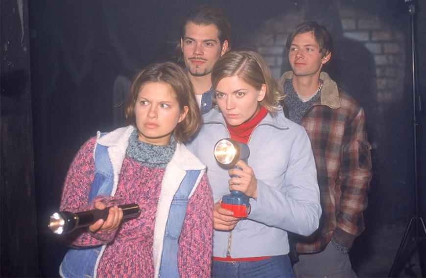 Bei diesem Bild kommen alte GZSZ-Gefühle hoch: (v.l.) Josephine Schmidt, Daniel Fehlow, Nina Bott und Oskar Heinze. Heute spielt nur noch Daniel Fehlow in der Serie mit. Oder?