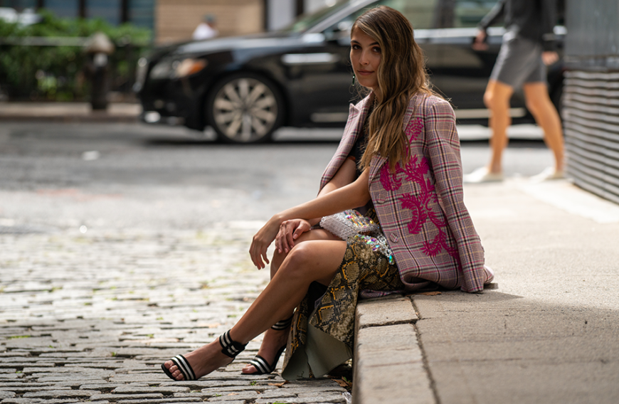 Nicht nur die Hautpflege ändert sich mit 30, auch der Mode-Geschmack. Hier erfährst du, mit welchen Fashion-Pieces du modisch durch das Jahrzehnt kommst. 