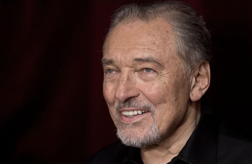Ein Schock für die Fans von Karel Gott! Der Musiker ist an akuter Leukämie erkrankt.