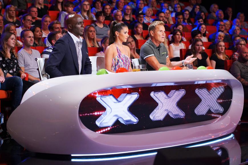 Am Samstagabend war Sarah Lombardi, neben Dieter Bohlen (l.) und Bruce Darnell, zum ersten Mal als Jurorin bei