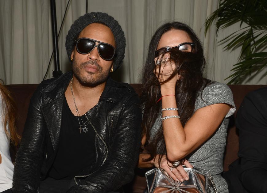 Nach der Trennung von Ashton verlor Demi (hier beim Partymachen neben Lenny Kravitz) die Kontrolle. Sie betäubte sich mit Pillen und Alkohol.