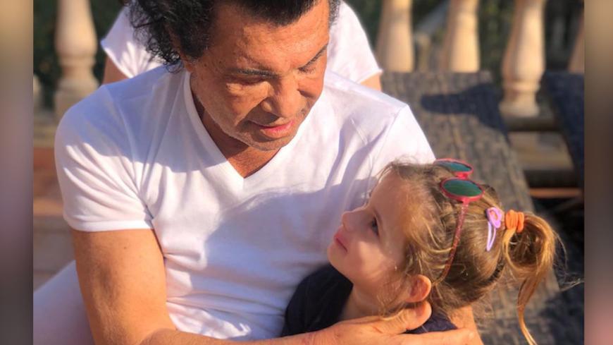 Die beliebte TV-Blondine offenbarte, wie sehr Töchterchen Sophia ihren im Juli verstorbenen Großvater vermisst.