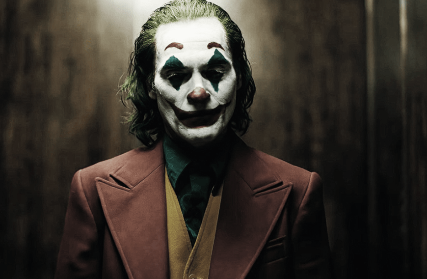 "Ich habe die 'Joker'-Vorstellung verlassen. Ich konnte mir das nicht angucken", schreibt eine Zuschauerin bei Twitter. So wie ihr, erging es offenbar vielen Menschen im Publikum.