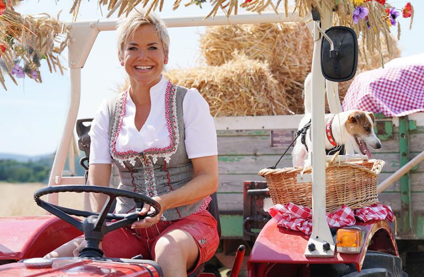 Die Macher der Show installierten zum ersten Mal eine Klimaanlage in der Scheune.