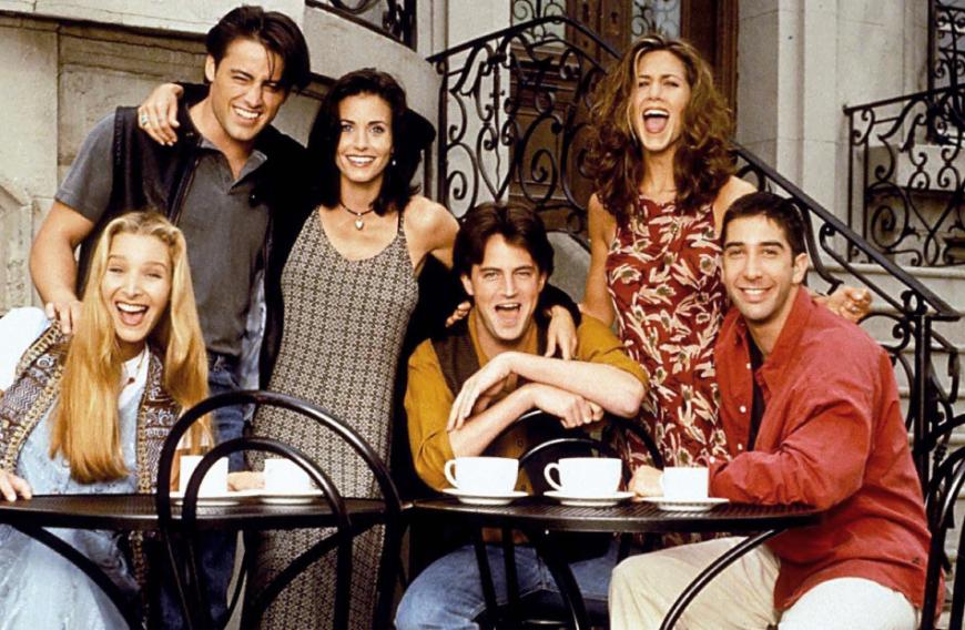 Seit über zehn Jahren müssen sich die Hauptdarsteller - Lisa Kudrow, Matt LeBlanc, Courteney Cox, Matthew Perry, Jennifer Anniston, David Schwimmer (v.l.n.r.) - den neugierigen Fragen nach einem möglichen TV-Comeback stellen.