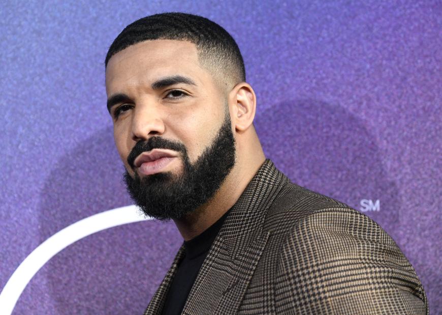 Die Selfmade-Milliardärin soll mit Rapper Drake anbandeln.