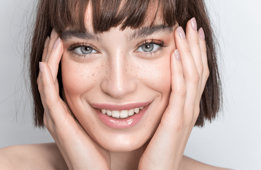 Mit der richtigen Hautpflege kannst du dir im Handumdrehen einen #nofilter-Look zaubern – und das in gerade einmal 3 Schritten. 
