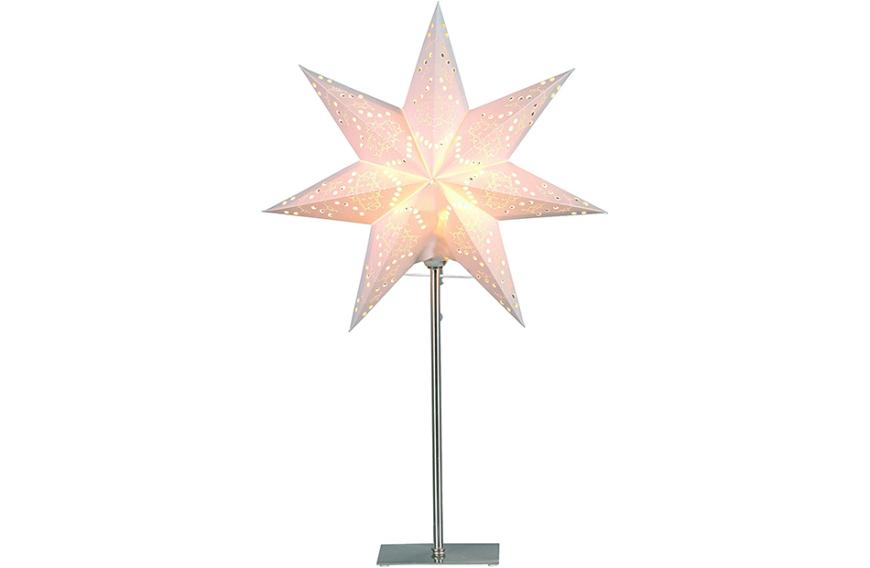 Dekorativ ist auch diese Stehlampe in Sternenform, die ebenfalls für tolle Lichtverhältnisse in deinen eigenen vier Wänden sorgt. Den Stern von Best Season kannst du hier für rund 18 Euro shoppen. 