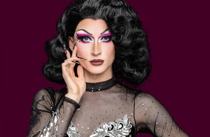 Aria Addams hat sich in Konkurrentin Hayden verguckt.