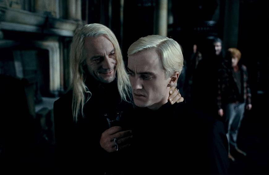 Tom Felton wäre auf jeden Fall dabei und würde in ein paar Jahren gerne seinen Film-Vater Lucius Malfoy spielen.