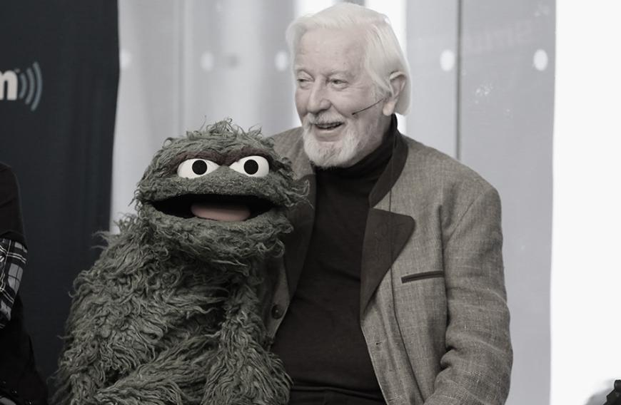 Ob Oskar aus der Mülltonne oder der lustige Vogel Bibo – Caroll Spinney schlüpfte bei der
