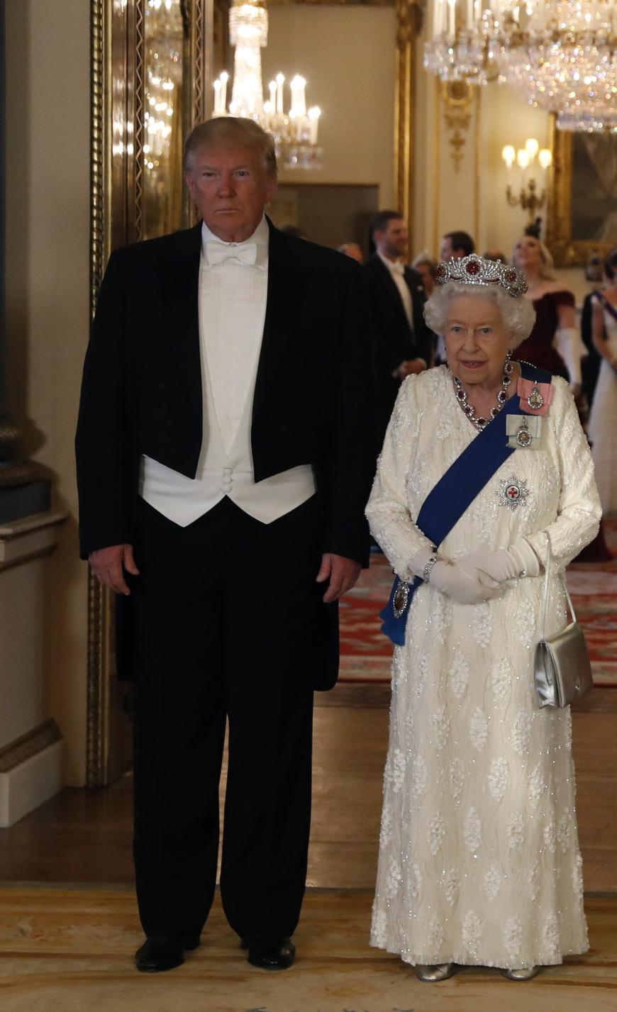 Im Anschluss an das Nato-Treffen begaben sich Donald Trump und andere Staatsoberhäupter zum Buckingham Palace.