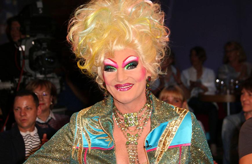 ... ihre Familie hat die Drag-Queen nicht akzeptiert.