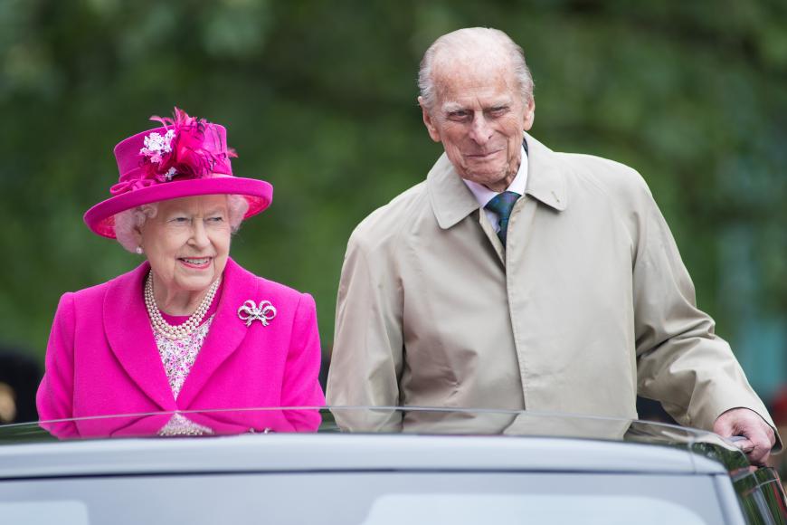 Seit 72 Jahren sind Prinz Philip und Queen Elizabeth II. verheiratet, gehen zusammen durch Dick und Dünn.