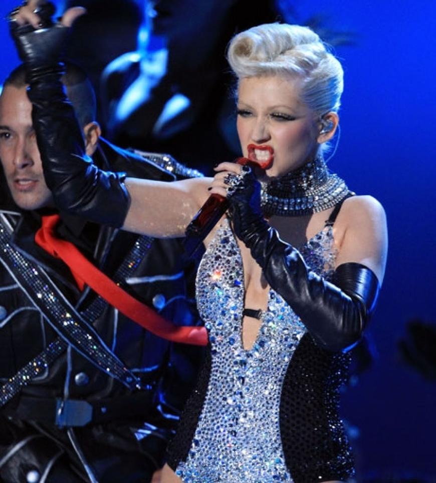 Christina Aguilera sang ihren neuen Hit