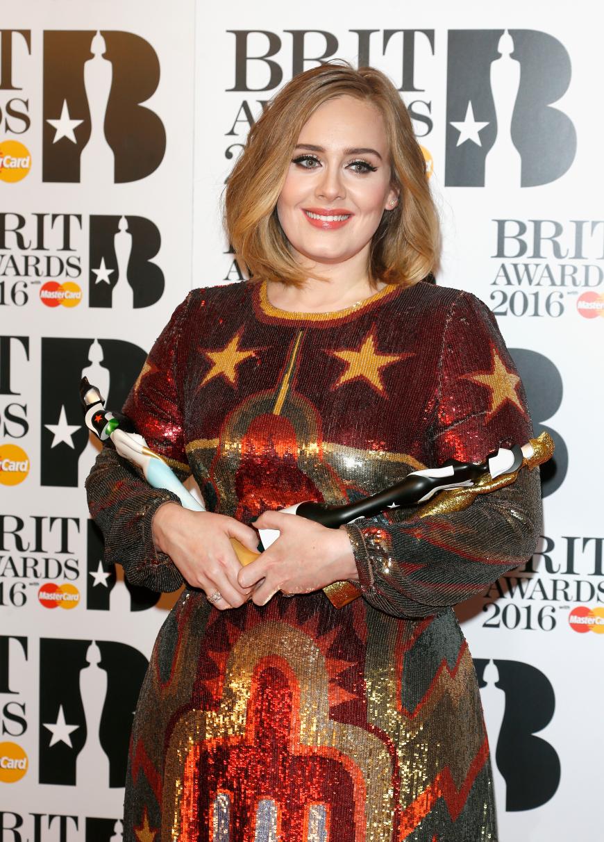 In den letzten Monaten hat Adele sich ordentlich ins Zeug gelegt und 30 Kilo abgenommen.