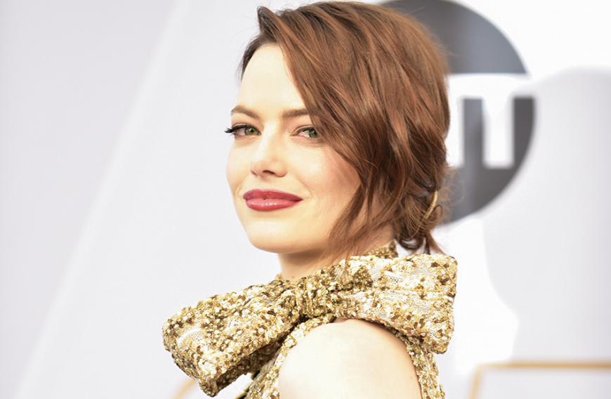 Emma Stone mag Bodylotions mit Traubenkernöl, die antibakteriell und ist pflegend wirkt.