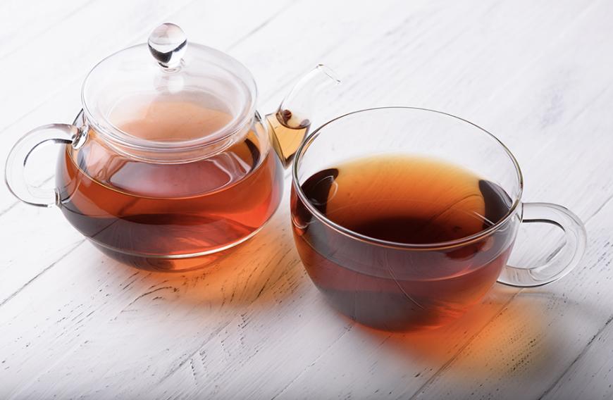 Da Rooibos-Tee die Produktion des Stresshormons Cortisol hemmt, ist er der perfekte Ersatz für Süßigkeiten oder fettige Snacks in Stresssituationen!