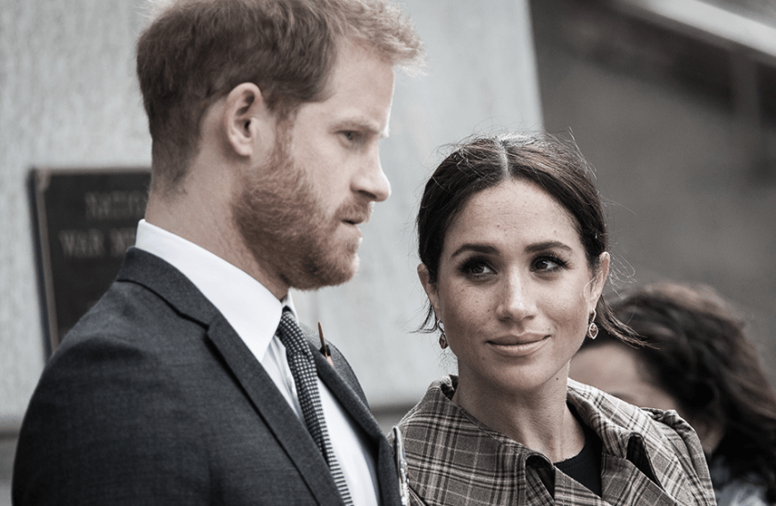 Grund für den Rechtsstreit ist ein emotionaler Brief, den Meghan an ihren Vater richtete und den der schließlich an die Presse weitergab. Ehemann Prinz Harry kritisierte die verantwortliche Zeitung in einem hochemotionalen Statement scharf.