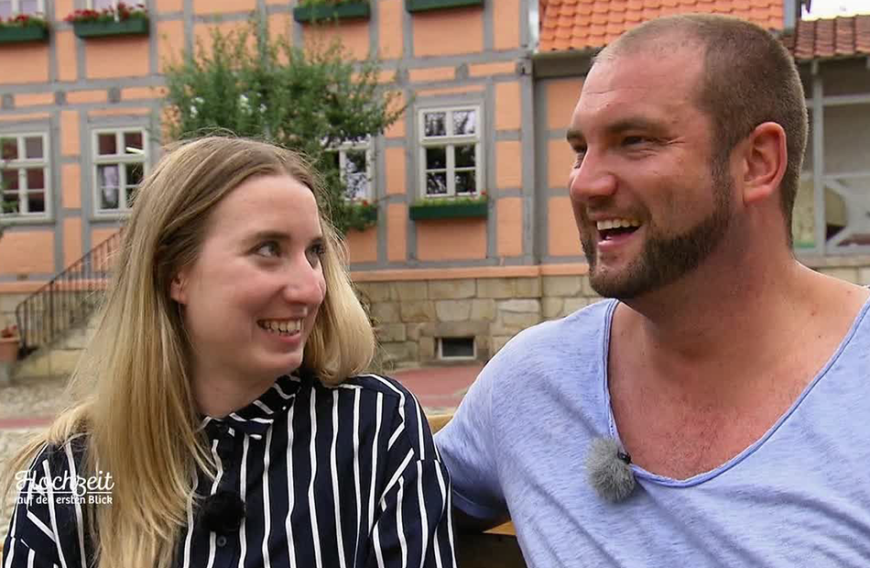 Melissa und Philipp führen eine Beziehung im Eiltempo!