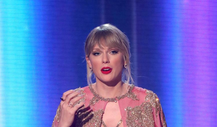 Taylor Swifts Familie macht gerade so einiges durch.