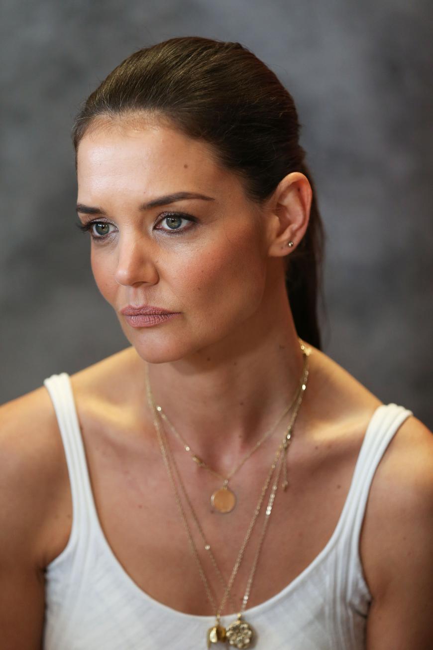 Ein gebrochenes Herz und viel Stress sollen die Zutaten sein, die dazu geführt haben, dass Katie Holmes immer dünner wird.
