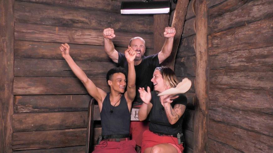 Ob sich Danni damit ins Aus schießen wird? Zusammen mit Sven Ottke und Prince steht sie im Dschungelcamp-Finale.