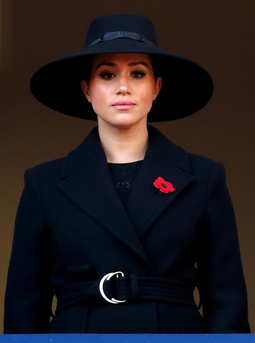 Rassimus und Sexismus im britischen Königshaus? Die Royals fürchten, dass Herzogin Meghan bald auspacken könnte.
