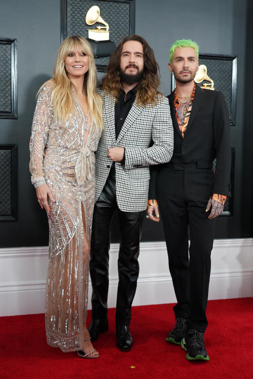 Sie besuchte die Award-Show gemeinsam mit ihrem Ehemann Tom und dessen Bruder Bill Kaulitz, der sich gerade erst die Haare grün gefärbt hatte.