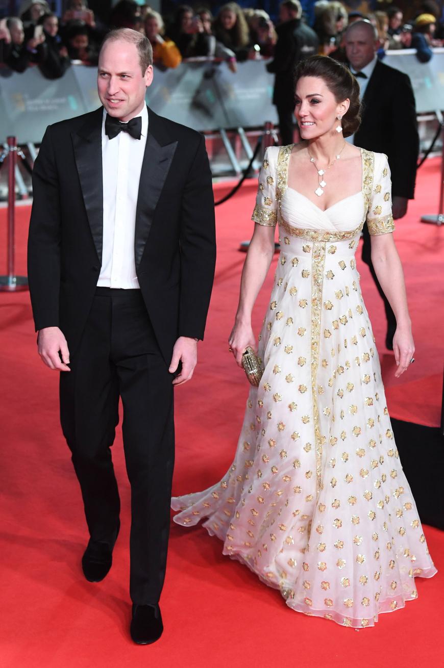 Herzogin Kate setzte bei den BAFTA Awards mit ihrem Kleid ein Zeichen für Nachhaltigkeit. Das bezaubernde Dress von Alexander McQueen trug sie schon einmal vor acht Jahren bei einem Dinner mit dem malaysischen König.