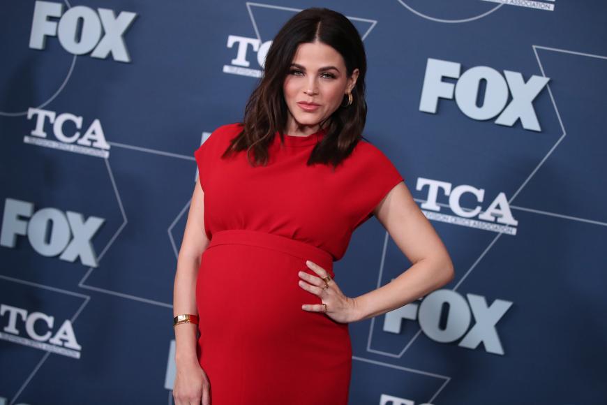 Jenna Dewan zeigt sich auf