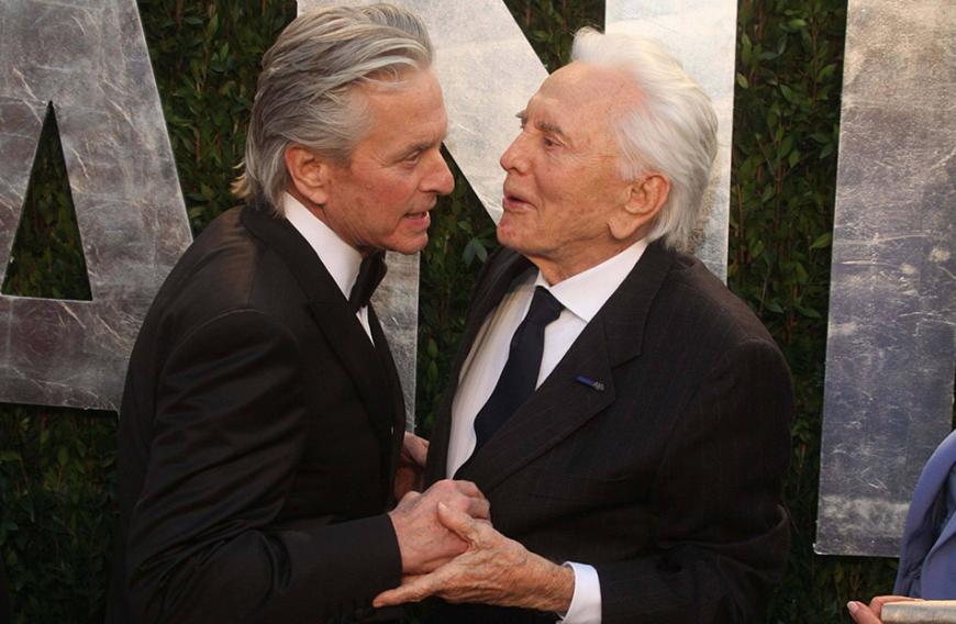 Sohn Michael Douglas gab den Tod seines Vaters bekannt.