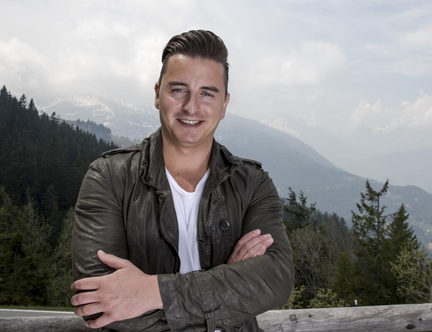 Andreas Gabalier gönnt sich gerade eine Auszeit von der Öffentlichkeit, um neue Kräfte zu schöpfen und das Liebes-Aus zu verarbeiten.