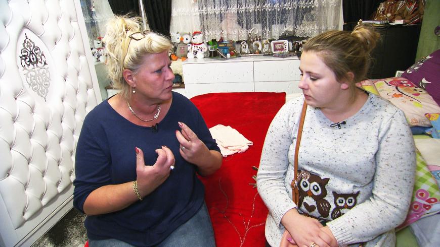 Gott sei Dank versucht Schwester Sarafina bei Mama Silvia Wollny zu vermitteln.