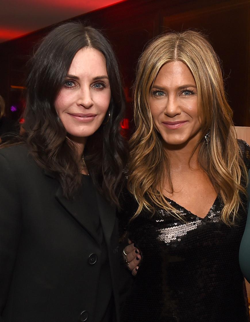 Jen und Courteney sind ein Herz und eine Seele, gehen zusammen durch Dick und Dünn.