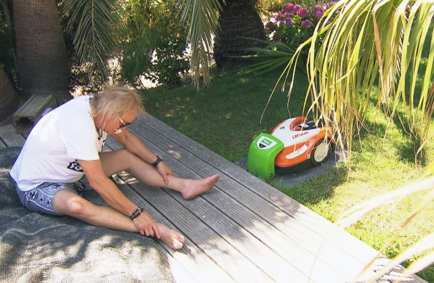Robert platzt der Kragen! Er bittet seine Frau, die Kinder