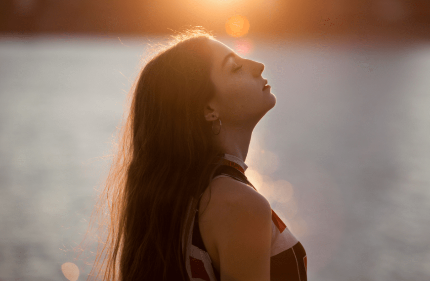 Auch wenn du Sonne tankst, holtst du dir eine Extraportion Vitamin D