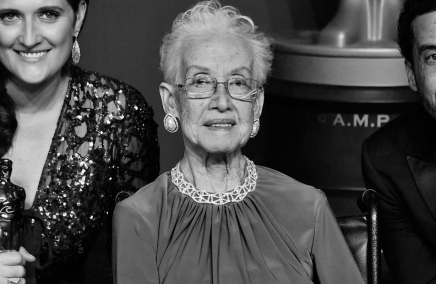 Sie war eine Legende in der Welt der Mathematik und war maßgeblich an wichtigen NASA-Missionen beteiligt: Katherine Johnson starb im Februar 2020 im Alter von 101 Jahren. Berühmt wurde das Zahlen-Genie vor allem durch das Buch