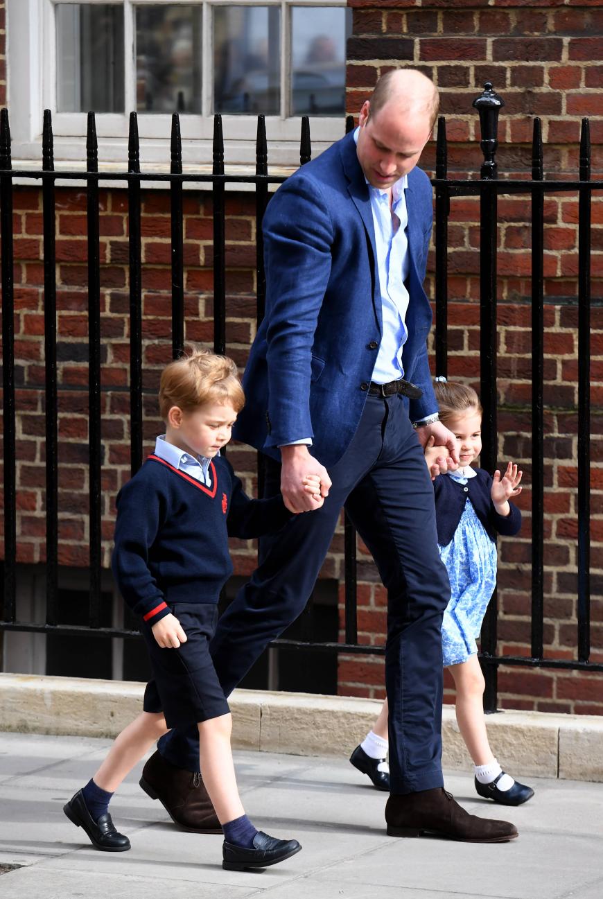 ... und nun könnte das Coronavirus auch bei den britischen Royals ankommen. An der