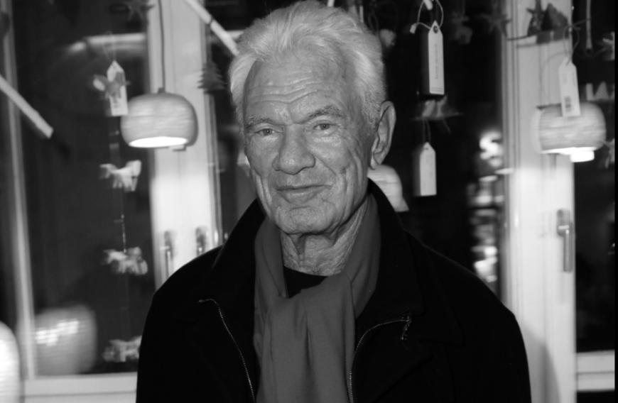 Er wurde 80 Jahre alt: Burkhard Driest ist tot. Der Autor, Schauspieler und Regisseur starb am 27. Februar 2020 nach langer Krankheit in Berlin, wie seine Familie bestätigt haben soll. Driest war in den letzten Jahrzehnten regelmäßig in TV-Produktionen, wie