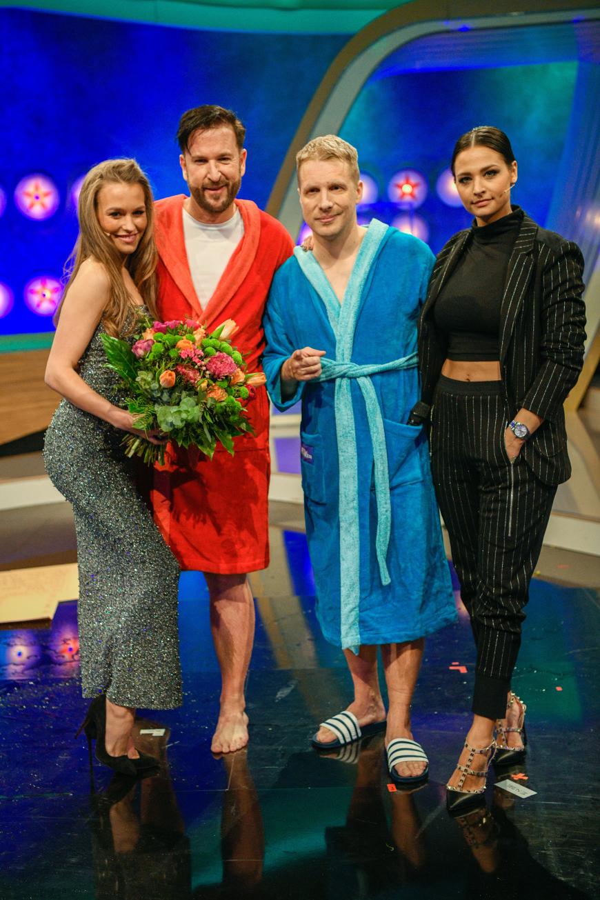 Während sich Pocher-Ehefrau Amira zum heimlichen Star des Abends mauserte und im Netz mit positiven Kommentaren überschüttet wird ...