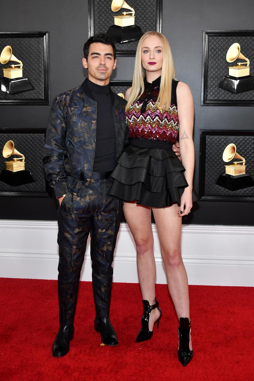 Sophie Turner teilt jetzt gegen Joe Jonas aus.