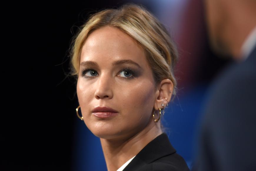 Das Leben als Ehefrau scheint Jennifer Lawrence nicht ganz so gut zu gefallen.
