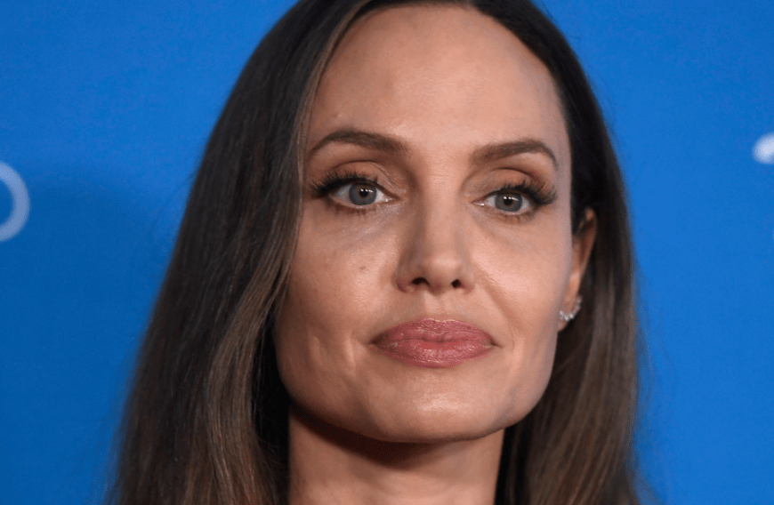 Ist Powerfrau Angelina Jolie etwa knapp bei Kasse?