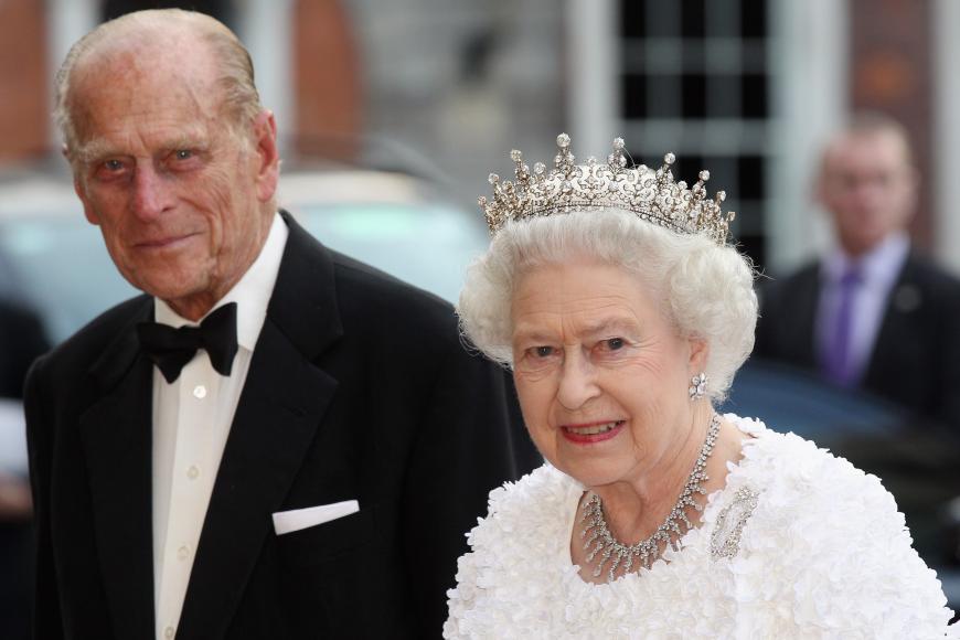 Sollte die Lage noch ernster werden, befinden sie und Prinz Philip sich angeblich bald in Isolation.