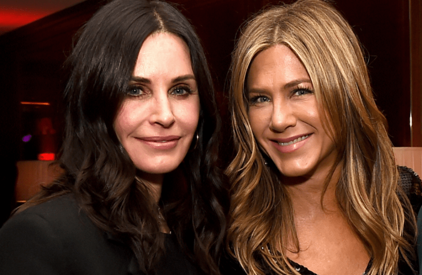 Selbst Jennifers beste Freundin Courteney Cox hat wohl nichts gewusst ...