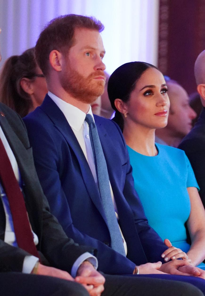 Harry und Meghan haben sich heute von ihren royalen Posten verabschiedet.