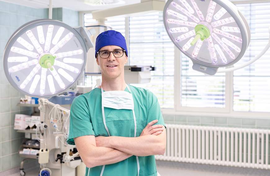 Dr. Jens Altmann verriet exklusiv die Risiken der Brust-Operation.
