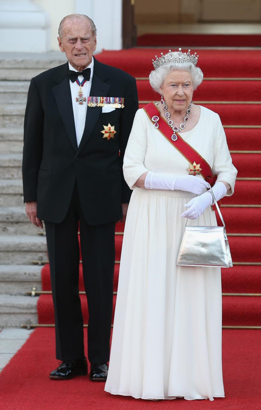 Haben sich die Queen und Prinz Philip mit Corona angesteckt?